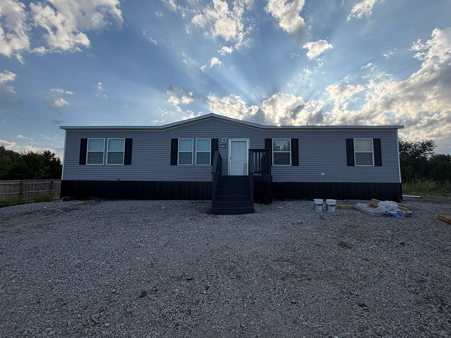 4 bed, 1600 sqft, $1,750 — Photo 1