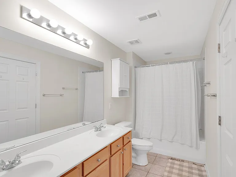 718 Trade St #806 — Photo 14