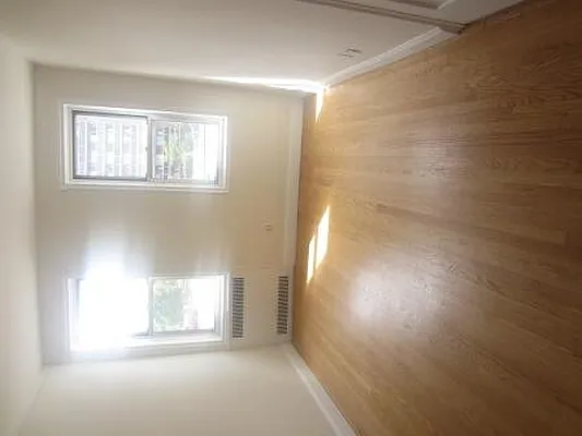 Rented by City Connections Realty | media 35