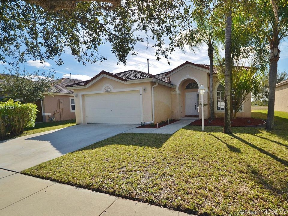 1st image of 1664 NW 144th Way