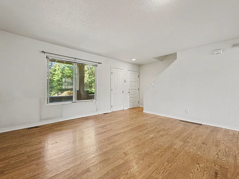 4594 E Kentucky Pl — Photo 5