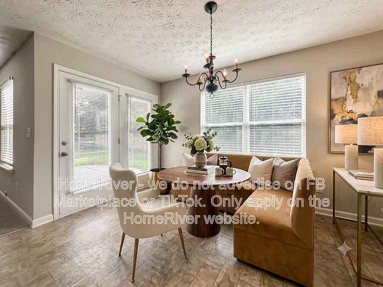 2613 Waterdale Rd SW — Photo 3