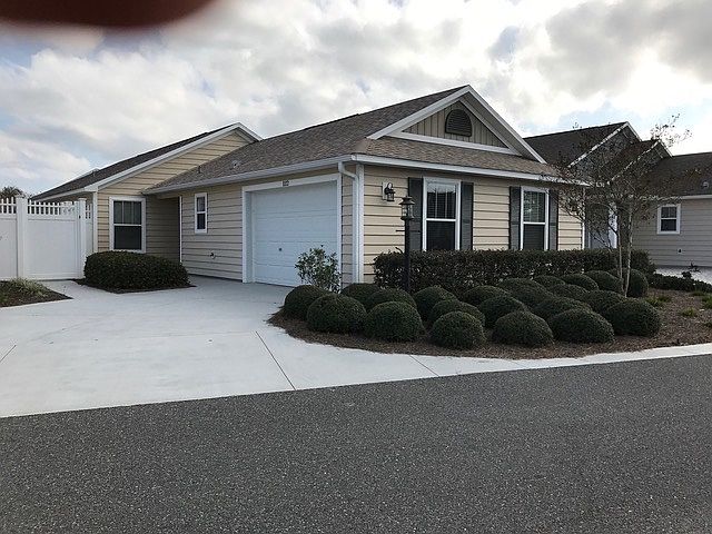 front of house before landscape update