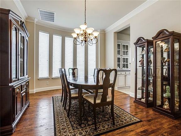 5th image of 630 Harvest Hill Dr