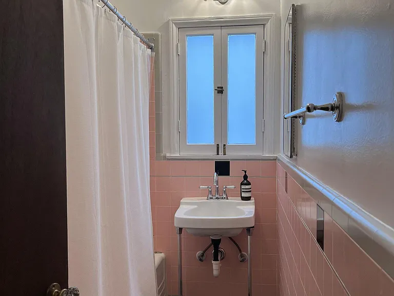 414 N Sycamore Ave #3 — Photo 11