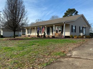 113 Fairground Rd, Woodruff, SC 29388