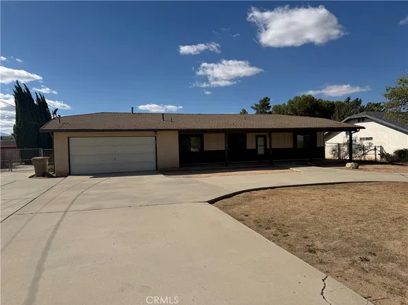 6830 Summit Valley Rd, Hesperia, CA 92345