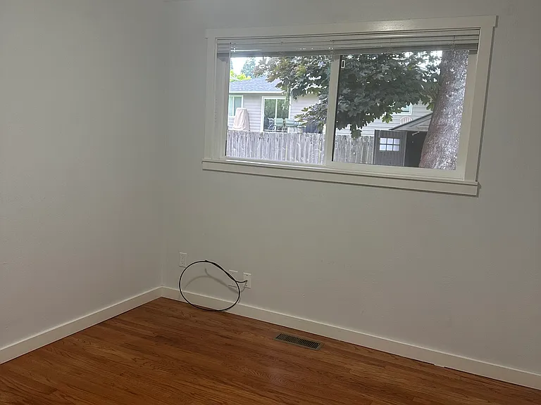 2123 167th Ave NE — Photo 10