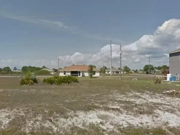 1903 NW 23rd TER, CAPE CORAL, FL 33993