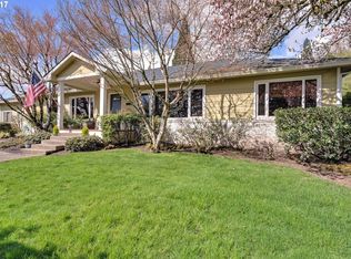 8165 SW Ridgeway Dr, Portland, OR 97225