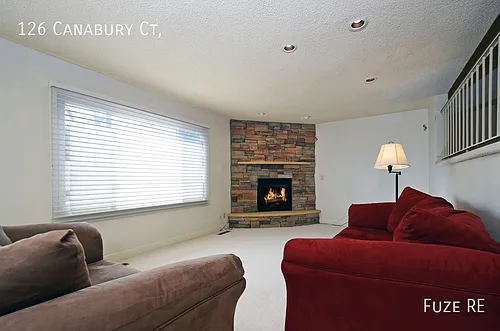 126 Canabury Ct Photo 1