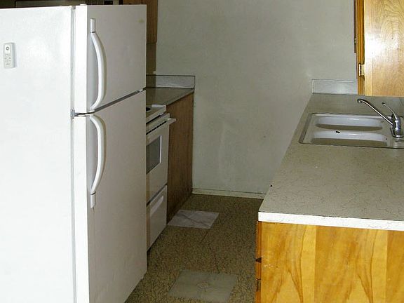 2nd image of 220 N Ivy St APT 14