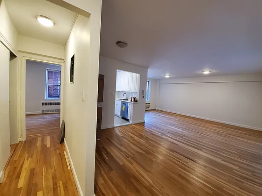 Rented by NYC Realty Brokers LLC | media 22