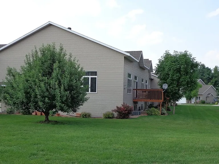 Beaver Creek Townhomes — Photo 5