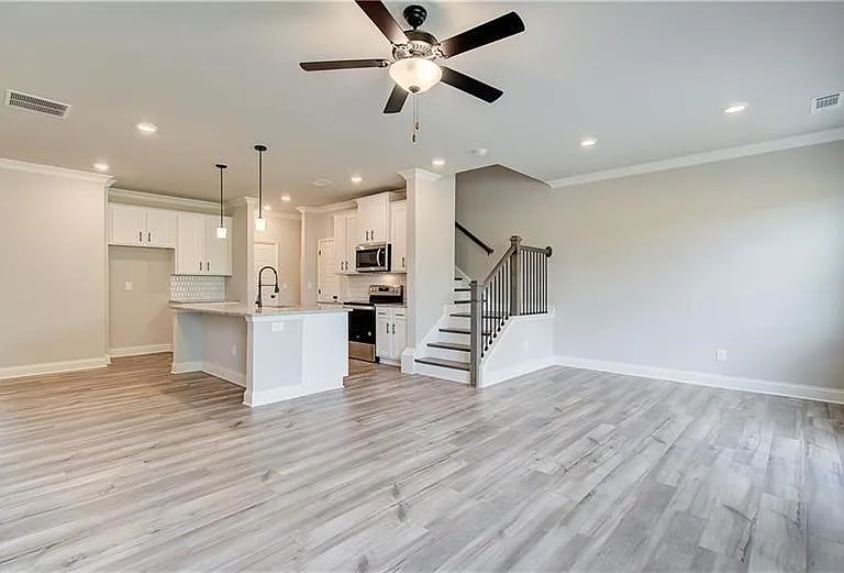 4654 Cypress Landing Way — Photo 5