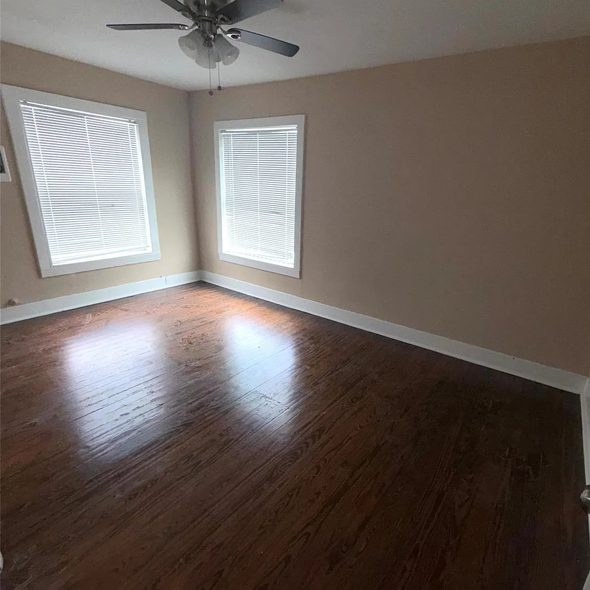 2 bed, 1.0 bath, 750 sqft, $825 — Photo 4