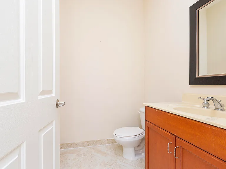 6807 Lakeside Cir N #102-1 — Photo 11