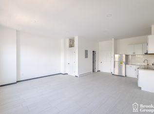 610 E 16th St #1, Brooklyn, NY 11226