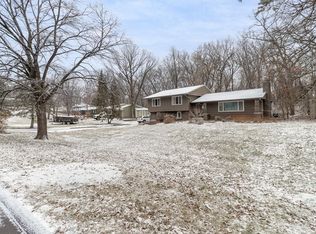 4615 Gaywood Dr, Minnetonka, MN 55345