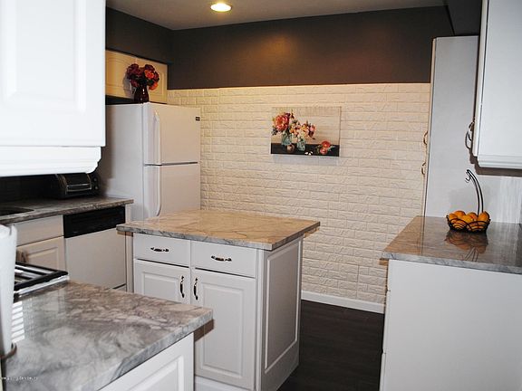 5th image of 18 Lovell Ave #A