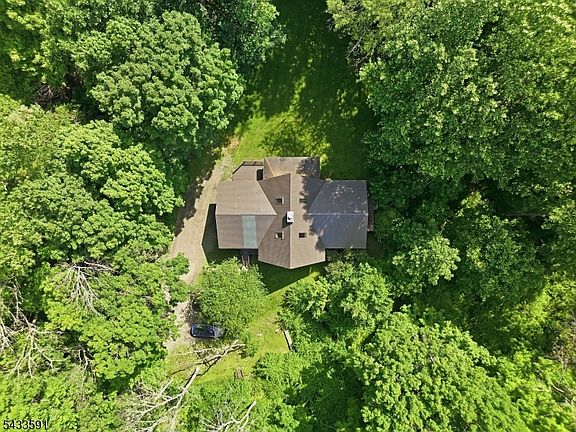 3rd image of 80 Catswamp Rd