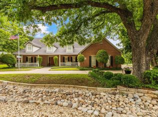 8818 Ravenswood Rd, Granbury, TX 76049