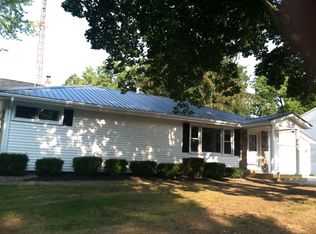 210 S Mead St, Saint Johns, MI