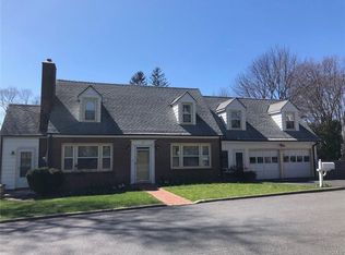 10 Pocantico Rd, Ossining, NY 10562