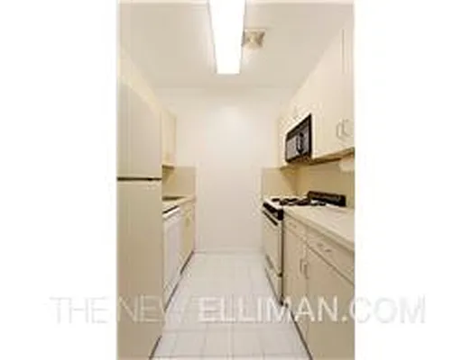 Rented by Douglas Elliman | media 28