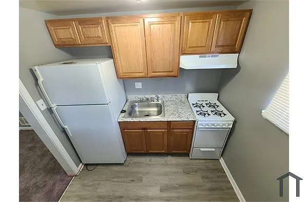 Building Photo - 4115 Saint Georges Ave