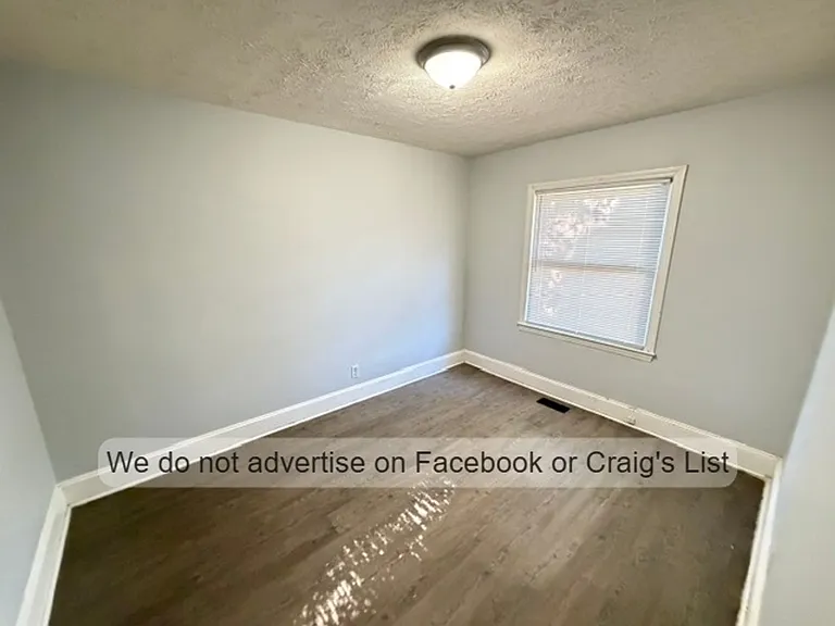 110 Facility Dr — Photo 6