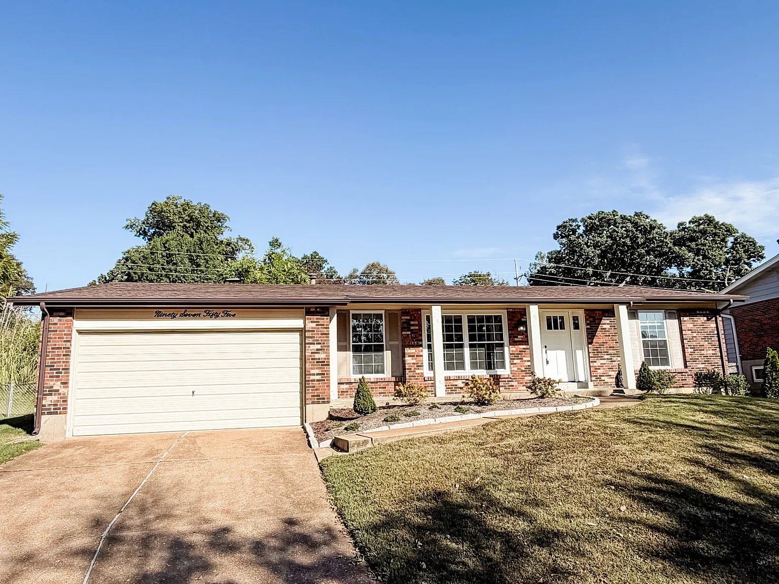 3 bed, 1444 sqft, $2,545 — Photo 1