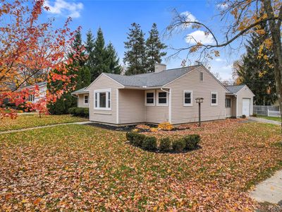 704 W Brooks St, Howell, MI, 48843