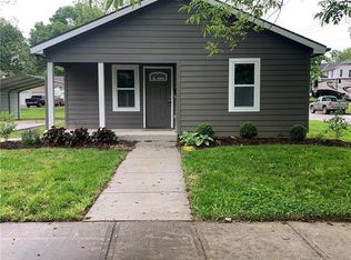 410 E Miami St, Paola, KS 66071