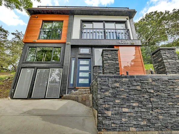 4256 Rosario Rd, Woodland Hills, CA 91364