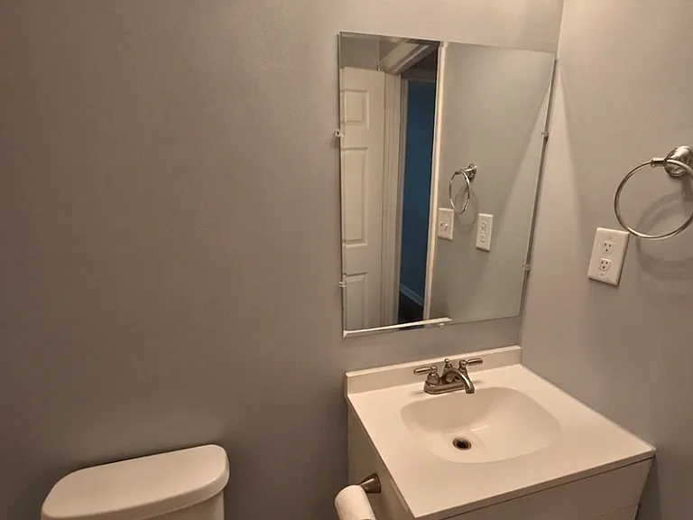 118B N Poole St — Photo 6