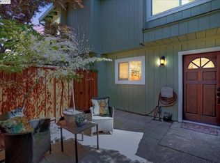 681 Racquet Club Cir, Rohnert Park, CA 94928