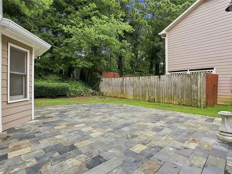 5527 Bridge Pointe Dr — Photo 38