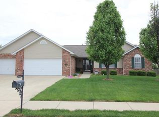 5230 De Paul Dr, Fairview Heights, IL 62208