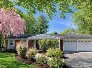 44 Hoffman Dr, Califon Boro, NJ 07830