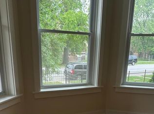 147 E 111th St APT 1, Chicago, IL 60628