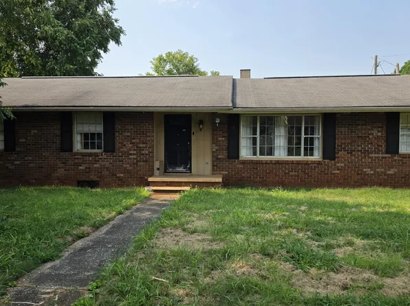 214 Chestnut St, Sweetwater, TN 37874