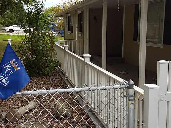 2nd image of 6418 Richmond Ave