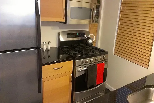 Rented by Corcoran | media 31