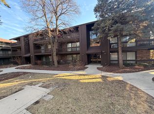 9605 Austin Ave APT 1E, Oak Lawn, IL 60453