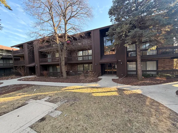 9605 Austin Ave APT 1E, Oak Lawn, IL 60453