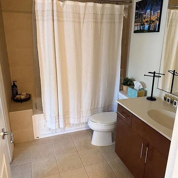 1009 Elmwood St #1009 — Photo 21