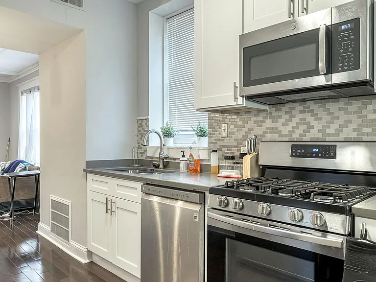 5915 McPherson Ave #1 — Photo 6