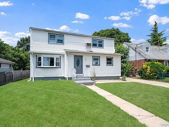 3rd image of 101 Spruce Avenue