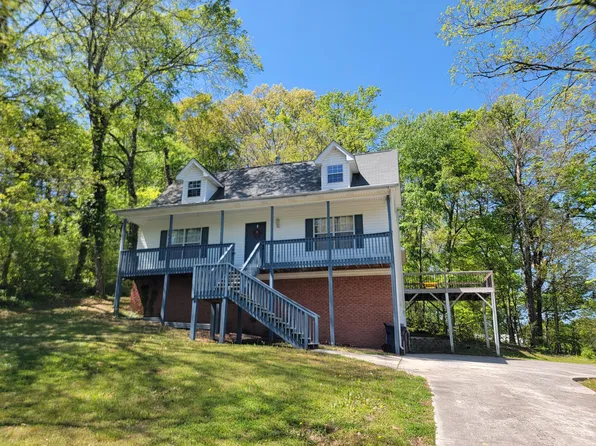 130 Oak Trl, Chickamauga, GA 30707